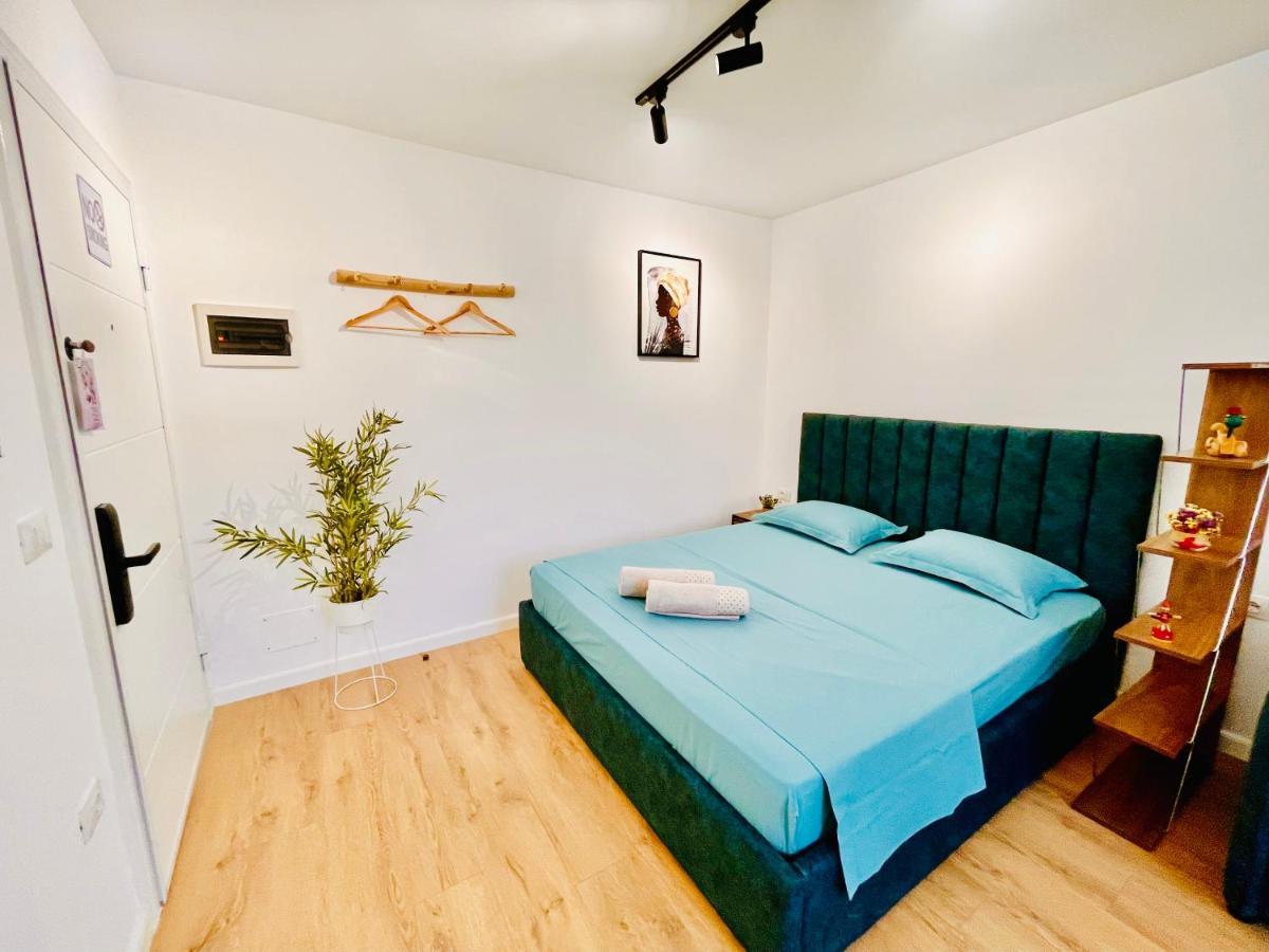 Central Studio Apartment 1, Tirana Extérieur photo